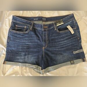 NWT a.n.a Women's Jean Shorts - Dark Blue Size 18, 3.5" Inseam